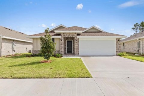 House in Palm Coast, Florida 3 bedrooms, 141.49 sq.m. № 2208173