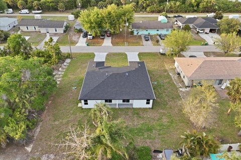 Immobilier commercial à vendre à Port Charlotte, Floride: 106.93 m2 № 2067042 - photo 28