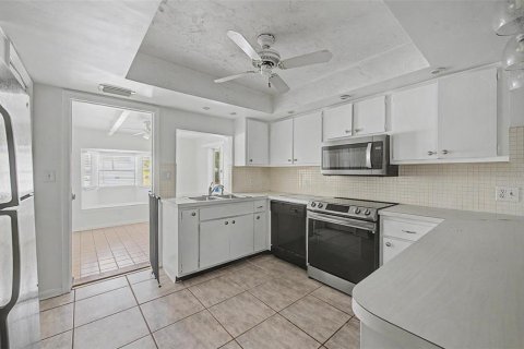 Villa ou maison à vendre à Clearwater, Floride: 4 chambres, 153.66 m2 № 2137726 - photo 15