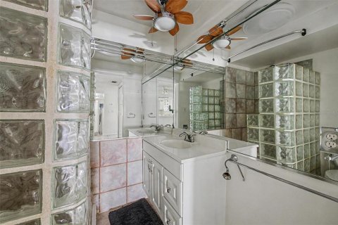 Villa ou maison à vendre à Clearwater, Floride: 4 chambres, 153.66 m2 № 2137726 - photo 28