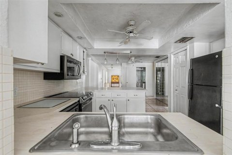 Villa ou maison à vendre à Clearwater, Floride: 4 chambres, 153.66 m2 № 2137726 - photo 18