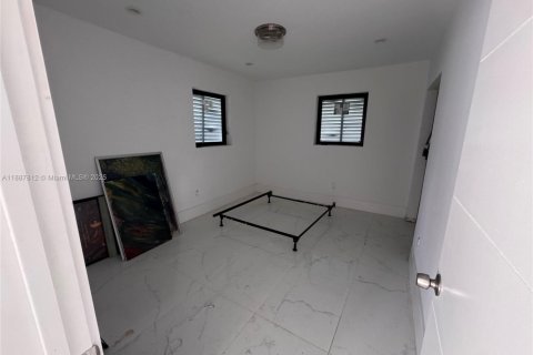 Villa ou maison à louer à Homestead, Floride: 3 chambres, 139.26 m2 № 2169658 - photo 12