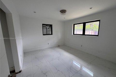 Villa ou maison à louer à Homestead, Floride: 3 chambres, 139.26 m2 № 2169658 - photo 15