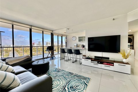 Condominio en Aventura, Florida, 2 dormitorios  № 2011557