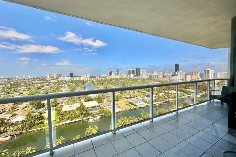 Condominio en alquiler en Aventura, Florida, 2 dormitorios, 121.7 m2 № 2011557 - foto 6