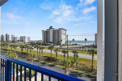 Condominio en venta en New Smyrna Beach, Florida, 3 dormitorios, 148.64 m2 № 1653982 - foto 2