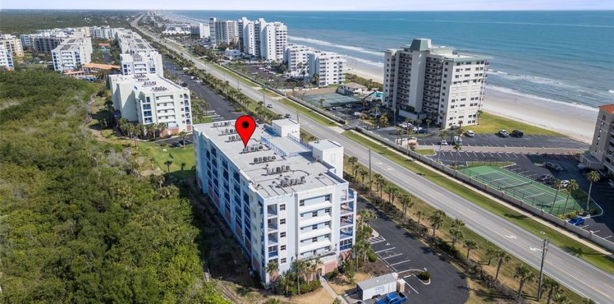 Condominio en New Smyrna Beach, Florida, 3 dormitorios  № 1653982