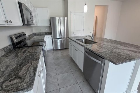 Adosado en alquiler en Land O' Lakes, Florida, 3 dormitorios, 155.43 m2 № 2112467 - foto 6