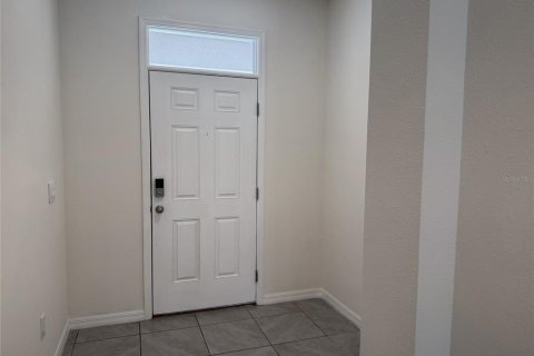 Adosado en alquiler en Land O' Lakes, Florida, 3 dormitorios, 155.43 m2 № 2112467 - foto 3