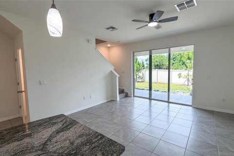 Adosado en alquiler en Land O' Lakes, Florida, 3 dormitorios, 155.43 m2 № 2112467 - foto 18