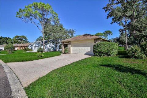Villa ou maison à vendre à Spring Hill, Floride: 3 chambres, 198.44 m2 № 2416631 - photo 3