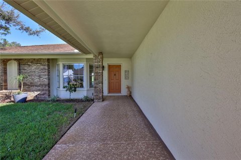 Villa ou maison à vendre à Spring Hill, Floride: 3 chambres, 198.44 m2 № 2416631 - photo 6