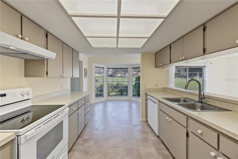 Villa ou maison à vendre à Spring Hill, Floride: 3 chambres, 198.44 m2 № 2416631 - photo 17