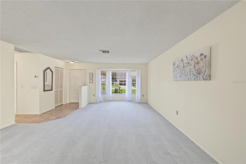 Villa ou maison à vendre à Spring Hill, Floride: 3 chambres, 198.44 m2 № 2416631 - photo 8