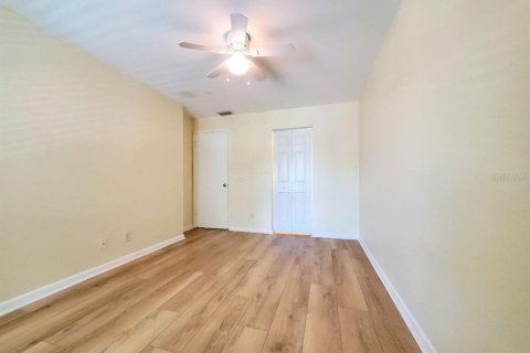 Condominio en alquiler en Tampa, Florida, 2 dormitorios, 82.13 m2 № 2230804 - foto 18