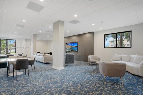 Condo in Coral Gables, Florida, 2 bedrooms  № 1764454 - photo 17