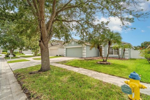 Villa ou maison à vendre à Riverview, Floride: 4 chambres, 156.54 m2 № 1910914 - photo 3