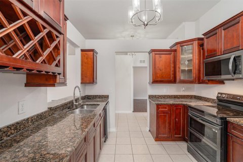 Villa ou maison à vendre à Riverview, Floride: 4 chambres, 156.54 m2 № 1910914 - photo 10