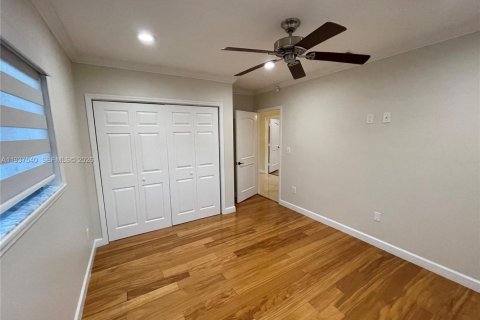 Villa ou maison à louer à Miami Lakes, Floride: 4 chambres, 253.81 m2 № 1995362 - photo 21