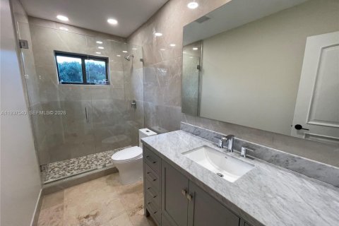 Villa ou maison à louer à Miami Lakes, Floride: 4 chambres, 253.81 m2 № 1995362 - photo 23