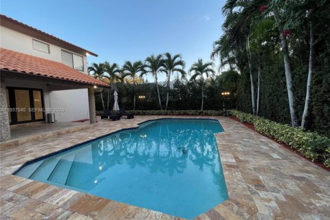 Villa ou maison à louer à Miami Lakes, Floride: 4 chambres, 253.81 m2 № 1995362 - photo 11