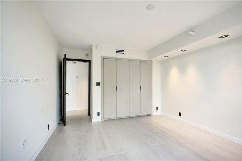 Condo in Aventura, Florida, 3 bedrooms № 2079857 - photo 19