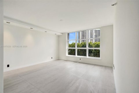 Condo in Aventura, Florida, 3 bedrooms № 2079857 - photo 23