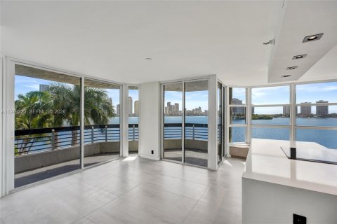 Condo in Aventura, Florida, 3 bedrooms № 2079857 - photo 9