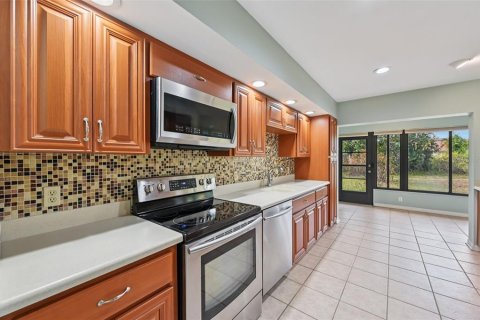 Condo in Venice, Florida, 2 bedrooms  № 2211200 - photo 14