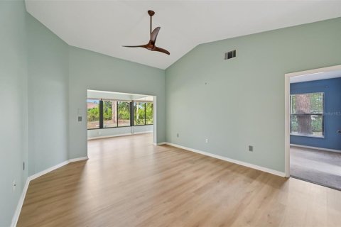 Condo in Venice, Florida, 2 bedrooms  № 2211200 - photo 4