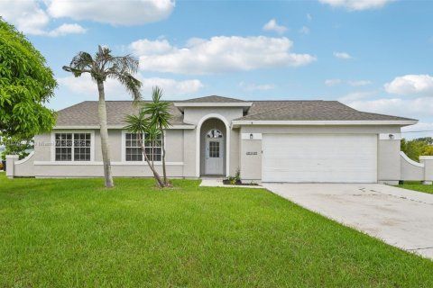 Villa ou maison à vendre à Port St. Lucie, Floride: 3 chambres, 152.92 m2 № 1921874 - photo 1
