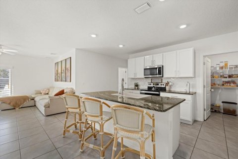 Villa ou maison à vendre à Wesley Chapel, Floride: 5 chambres, 227.33 m2 № 1558536 - photo 5