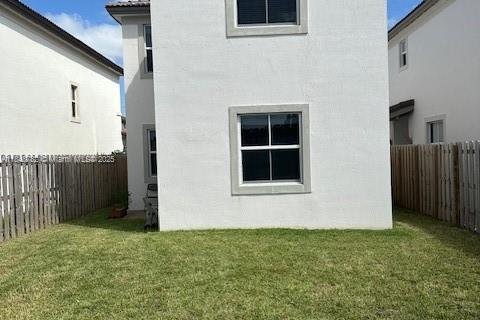 House in Miami, Florida 3 bedrooms, 170.94 sq.m. № 1850462 - photo 21