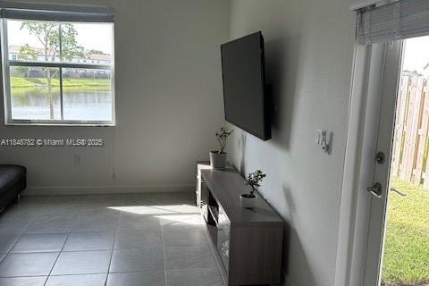 House in Miami, Florida 3 bedrooms, 170.94 sq.m. № 1850462 - photo 11