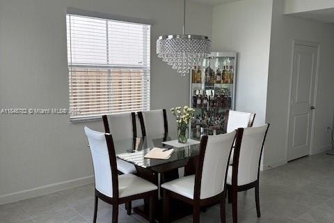 House in Miami, Florida 3 bedrooms, 170.94 sq.m. № 1850462 - photo 13