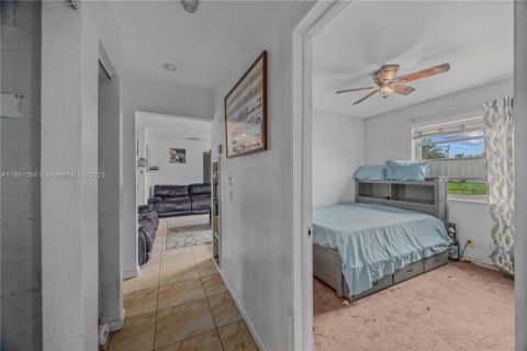 House in Fort Lauderdale, Florida 3 bedrooms, 116.13 sq.m. № 1925226 - photo 16
