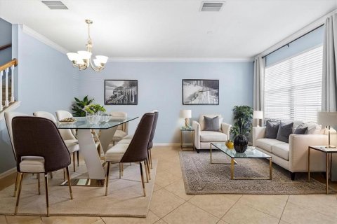 House in Tampa, Florida 4 bedrooms, 282.33 sq.m. № 1673659 - photo 5