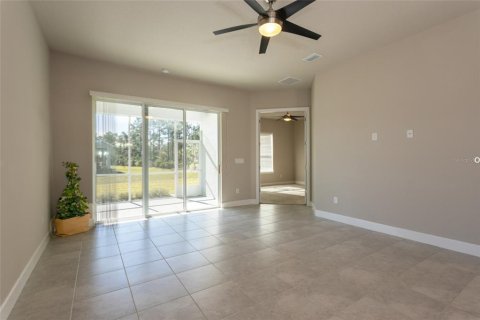 Townhouse in Ormond Beach, Florida 2 bedrooms, 142.05 sq.m. № 2232421 - photo 14