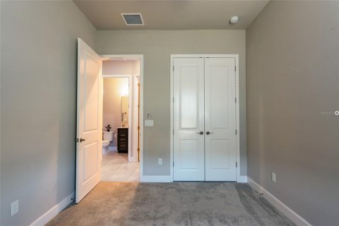 Townhouse in Ormond Beach, Florida 2 bedrooms, 142.05 sq.m. № 2232421 - photo 22