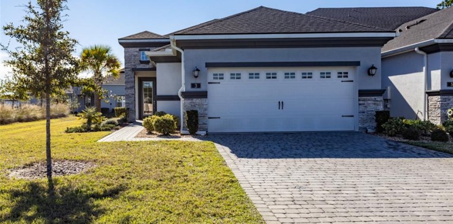 Townhouse in Ormond Beach, Florida 2 bedrooms, 142.05 sq.m. № 2232421