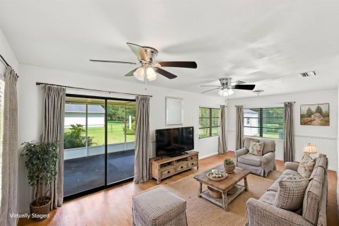 House in Vero Beach, Florida 3 bedrooms, 177.91 sq.m. № 2331501 - photo 18