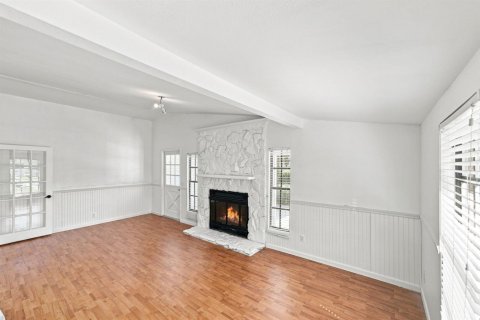House in Vero Beach, Florida 3 bedrooms, 177.91 sq.m. № 2331501 - photo 19