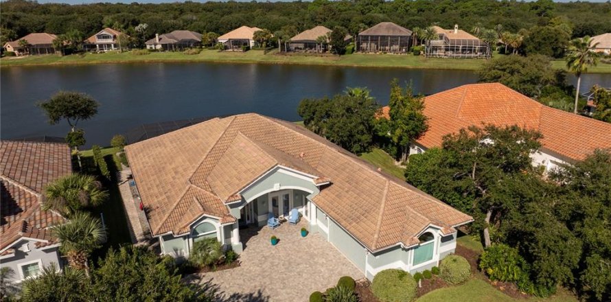 Villa ou maison à Palm Coast, Floride 4 chambres, 272.02 m2 № 2399216