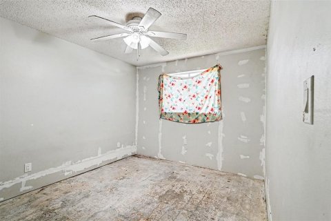 House in Titusville, Florida 3 bedrooms, 94.76 sq.m. № 2208704 - photo 15