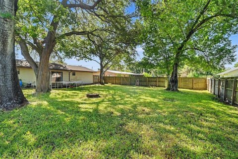 House in Titusville, Florida 3 bedrooms, 94.76 sq.m. № 2208704 - photo 30