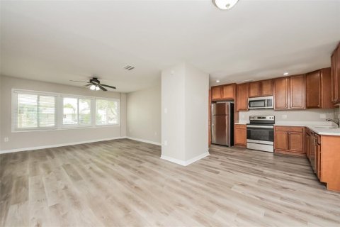 Casa en alquiler en Orlando, Florida, 3 dormitorios, 137.4 m2 № 1906788 - foto 3