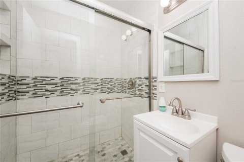 Casa en alquiler en Orlando, Florida, 3 dormitorios, 137.4 m2 № 1906788 - foto 12