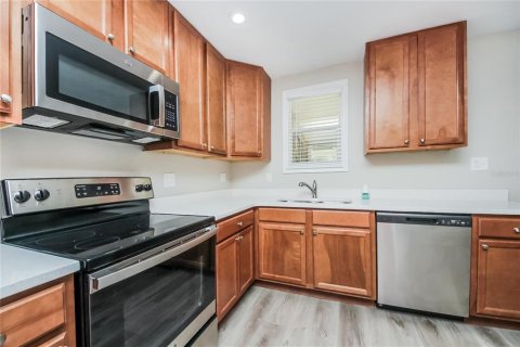 Casa en alquiler en Orlando, Florida, 3 dormitorios, 137.4 m2 № 1906788 - foto 5