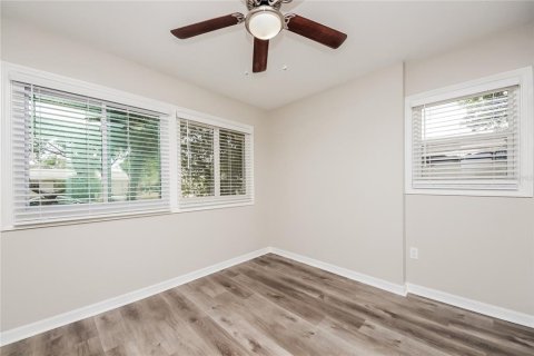 Casa en alquiler en Orlando, Florida, 3 dormitorios, 137.4 m2 № 1906788 - foto 8