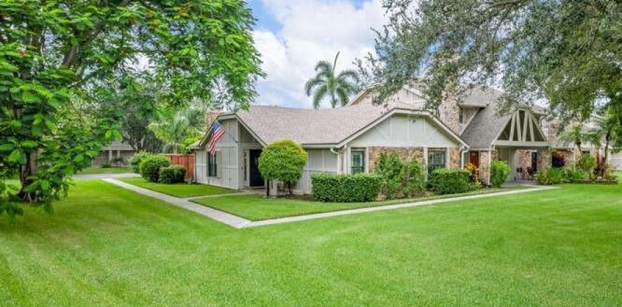 Townhouse in Wellington, Florida 3 bedrooms, 118.17 sq.m. № 1119009
